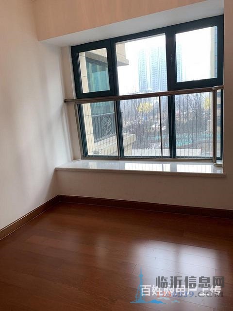 恒大綠洲三室兩廳一衛(wèi) 近天悅城香港路華夏路精裝修團