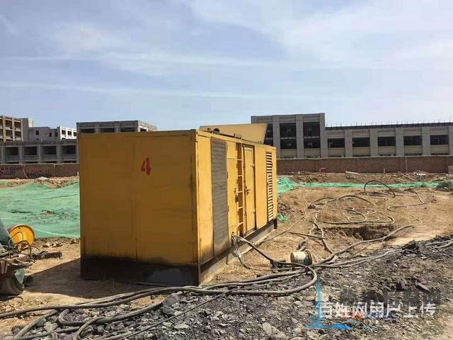 費縣1000KW發(fā)電機出租今日報價