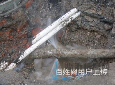 臨沂蘭山衛(wèi)生間漏水只咋一塊磚維修電話是多少