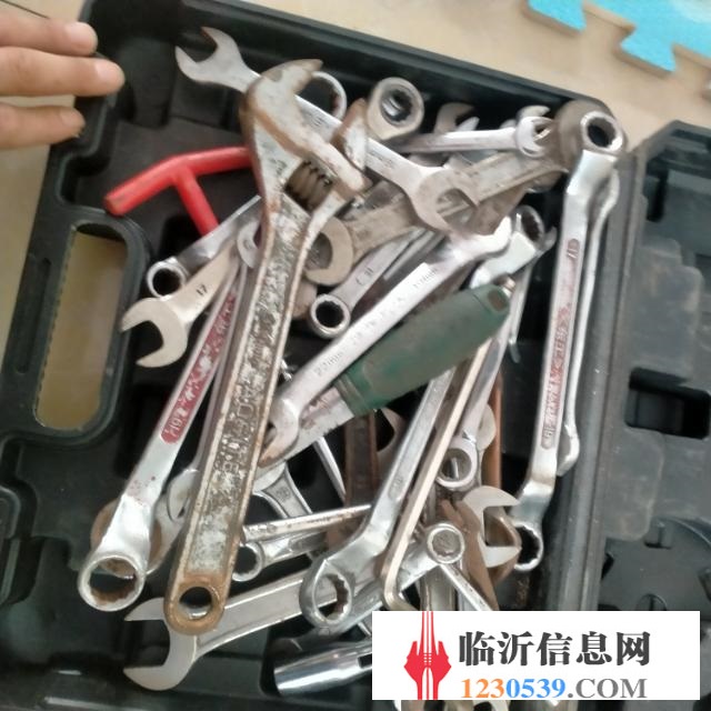 閑置五金工具。電焊機(jī)全新。