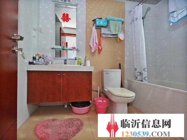 市值學(xué) 區(qū)名校緊鄰 五室?guī)к噹?翠湖嘉園 市政供暖 省過戶費(fèi)