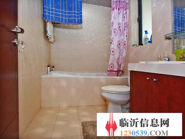 市值學(xué) 區(qū)名校緊鄰 五室?guī)к噹?翠湖嘉園 市政供暖 省過戶費(fèi)