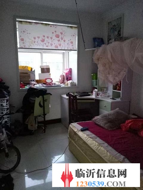市政供暖 實(shí)圖拍攝好房出售 精裝鳳凰城 三期 大三室