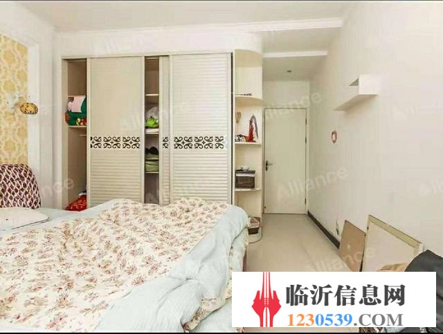 鳳凰城超大平層豪華裝修電梯房源位置不錯(cuò)
