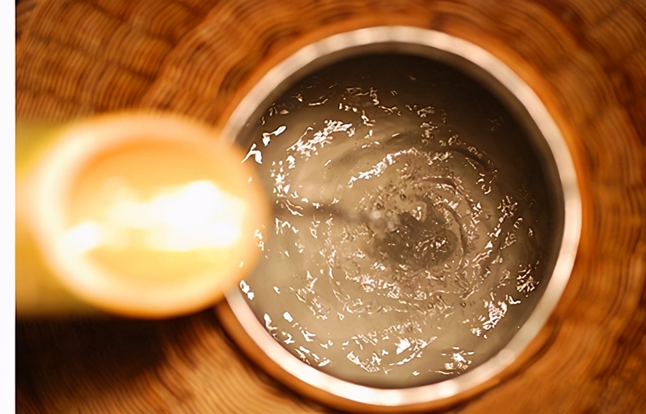 白酒新標(biāo)準(zhǔn)即將出爐：讓你明明白白喝白酒！以后這幾類酒將不能被稱為“白酒”了