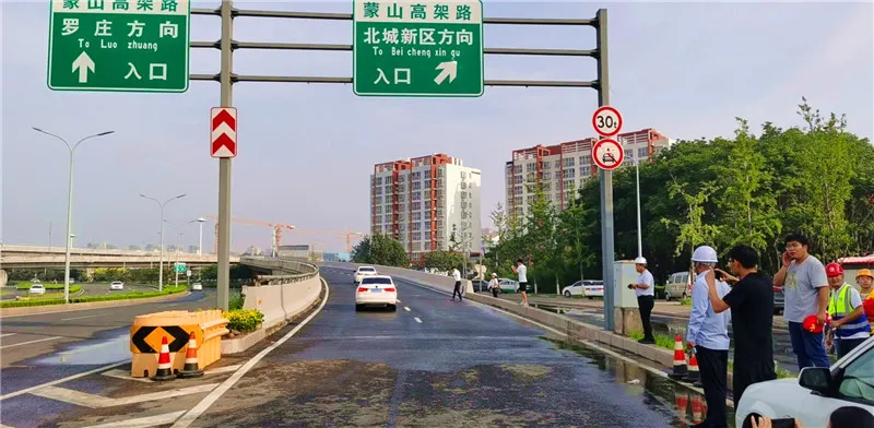 剛剛，通車