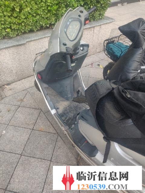 急售摩托車。手續(xù)齊全?。? border=