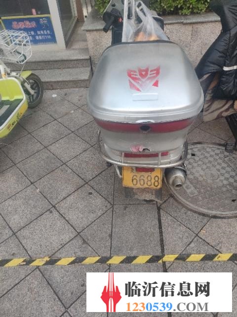 急售摩托車。手續(xù)齊全！！
