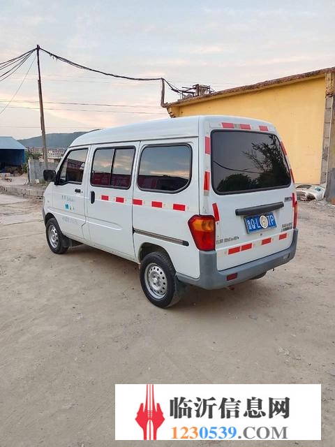 4座貨運五菱之光精品車況僅售7千包過戶