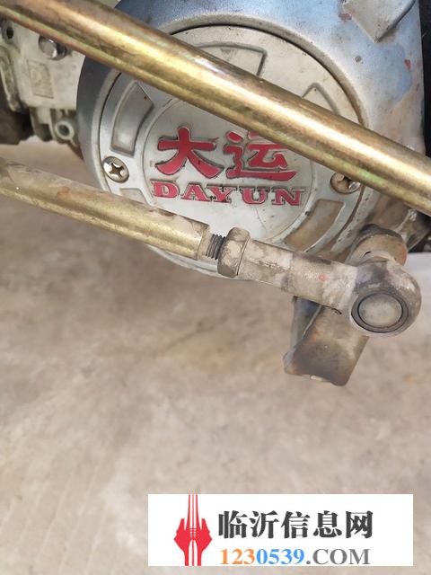 大運汽油三輪車