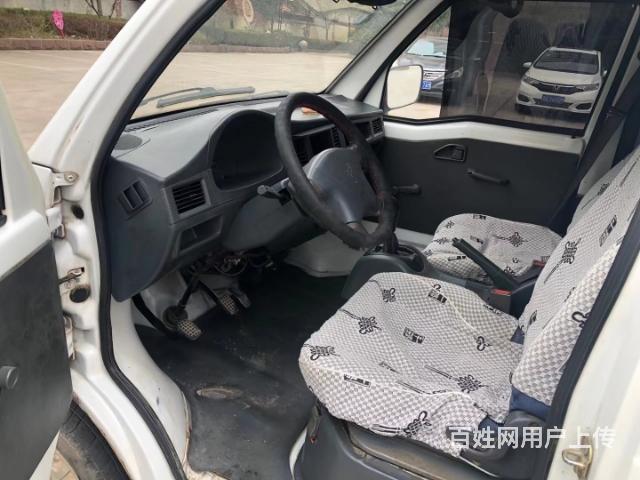 私家車11年貨運(yùn)五菱之光