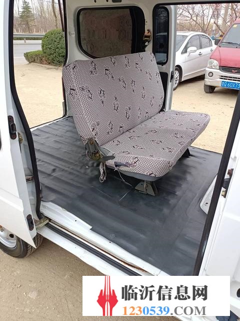 4座五菱之光，貨運面包車，極品車況，8千5包過戶