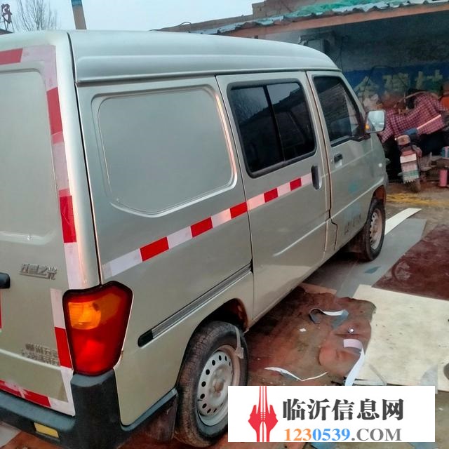 13年貨運(yùn)面包