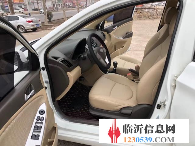 13年現(xiàn)代瑞納，發(fā)變完美，