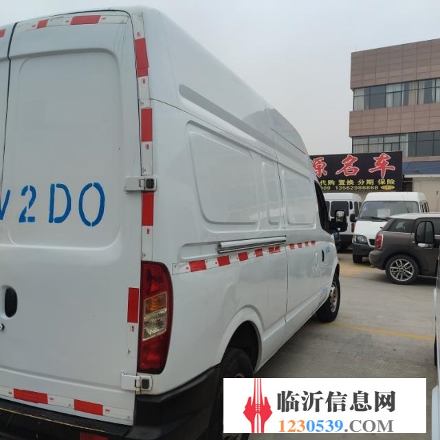 上汽大通V80三座貨運(yùn)版