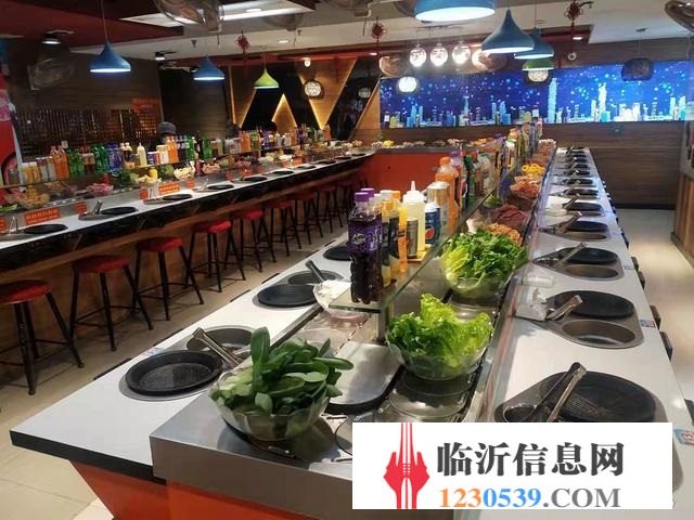 百麗廣場(chǎng)  每天營業(yè)額3000元以上 旋轉(zhuǎn)火鍋