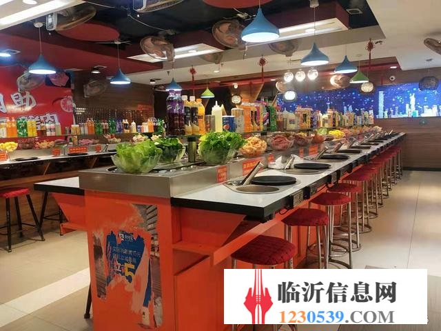 百麗廣場(chǎng)  每天營業(yè)額3000元以上 旋轉(zhuǎn)火鍋