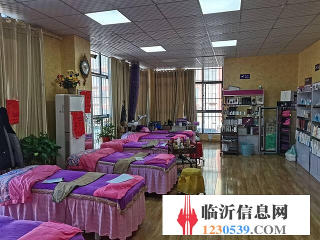 開發(fā)區(qū)月亮灣美容店帶300會員含房租急轉(zhuǎn)