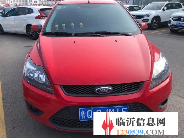 福特 ?？怂?2014款 經(jīng)典福克斯-兩廂 1.8 手動(dòng) 酷