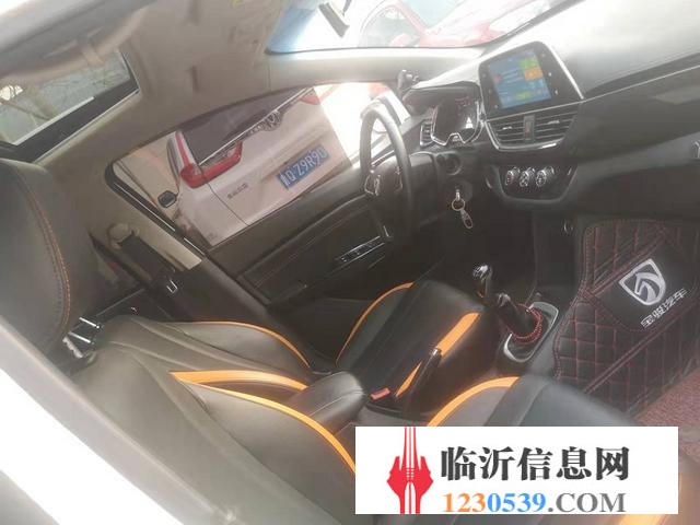 寶駿310 2016款 1.2 手動(dòng) 豪華型