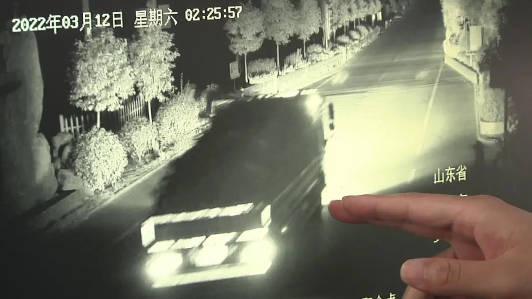 意想不到！這個嫌疑人把手伸向了公廁
