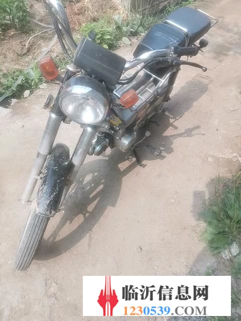 名牌摩托車