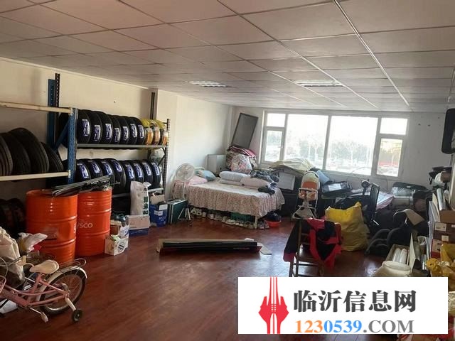 (58推)河?xùn)|鳳凰大街好地段 三合養(yǎng)車輪胎店