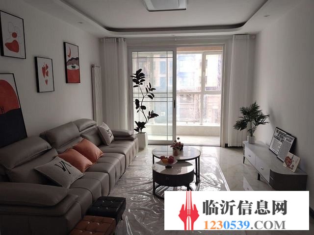 致遠(yuǎn)翡翠傳奇精裝三室，證過(guò)二帶儲(chǔ)藏室