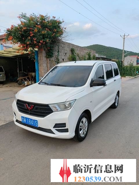 2019年五菱宏光S新款精品，2萬(wàn)多點(diǎn)