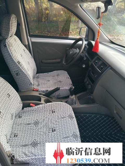 18年極品一手五菱榮光V，五座五座五座，全車原版，