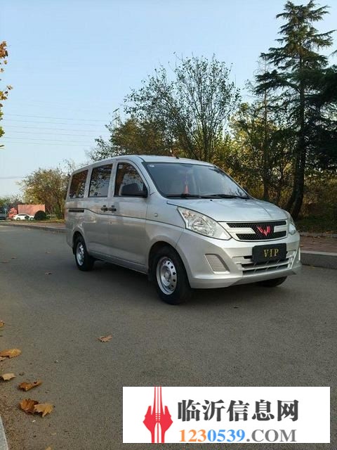18年極品一手五菱榮光V，五座五座五座，全車原版，