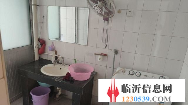 朝陽小區(qū)樓房出租